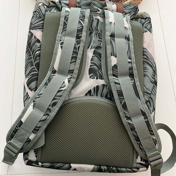 EUC Herschel Little America mid Volume Backpack, Palm Leaf - Picture 2 of 8
